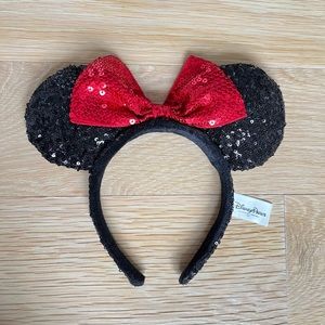 ORIGINAL SEQUIN MINNIE EARS
